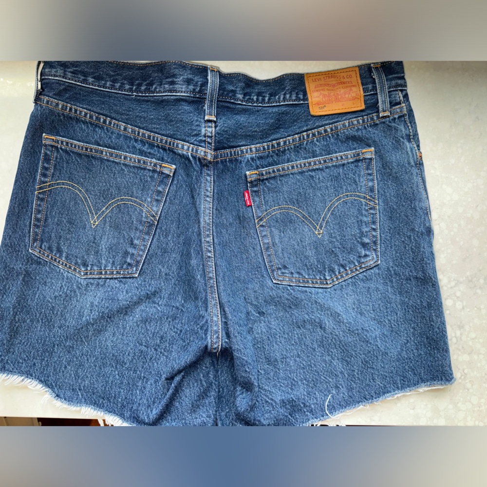 Levi's 501 Denim Cutoff Shorts - Picture 7 of 10